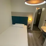 Admiral Hotel