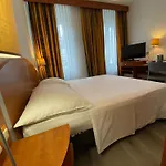 Admiral Hotel