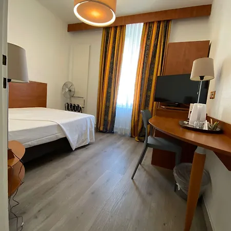 Hotel Admiral 3*