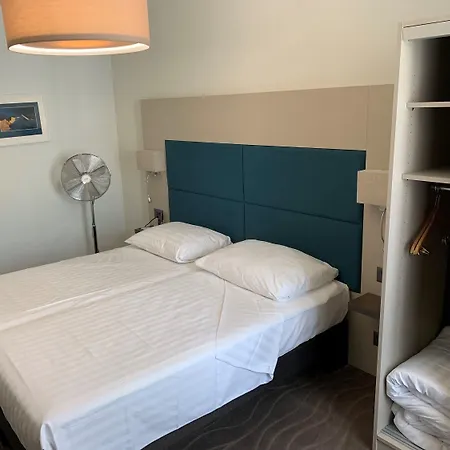 Hotel Admiral 3*